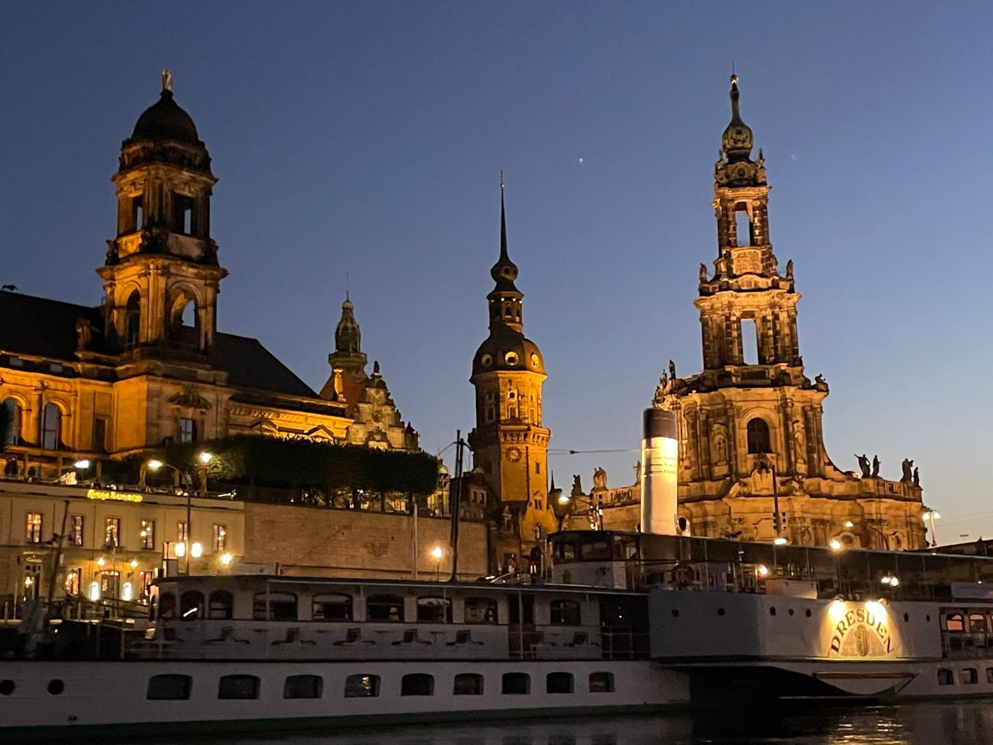 Ferienwohnungen Landeskrone Dresden Eksteriør bilde